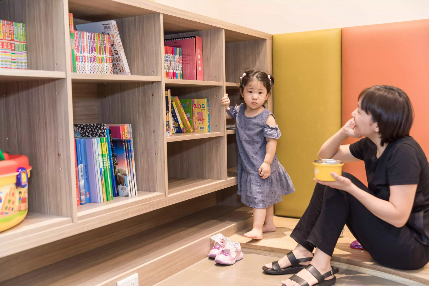 親子陪伴-親子閱讀室不用擔心孩子無處安置